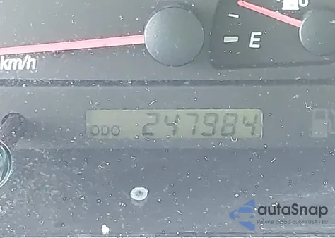 2004 Toyota Camry Le from USA, damaged, VIN JTDBE32K040274458